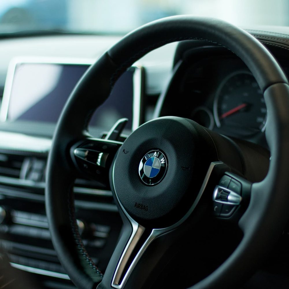 bmw-2964072_1920