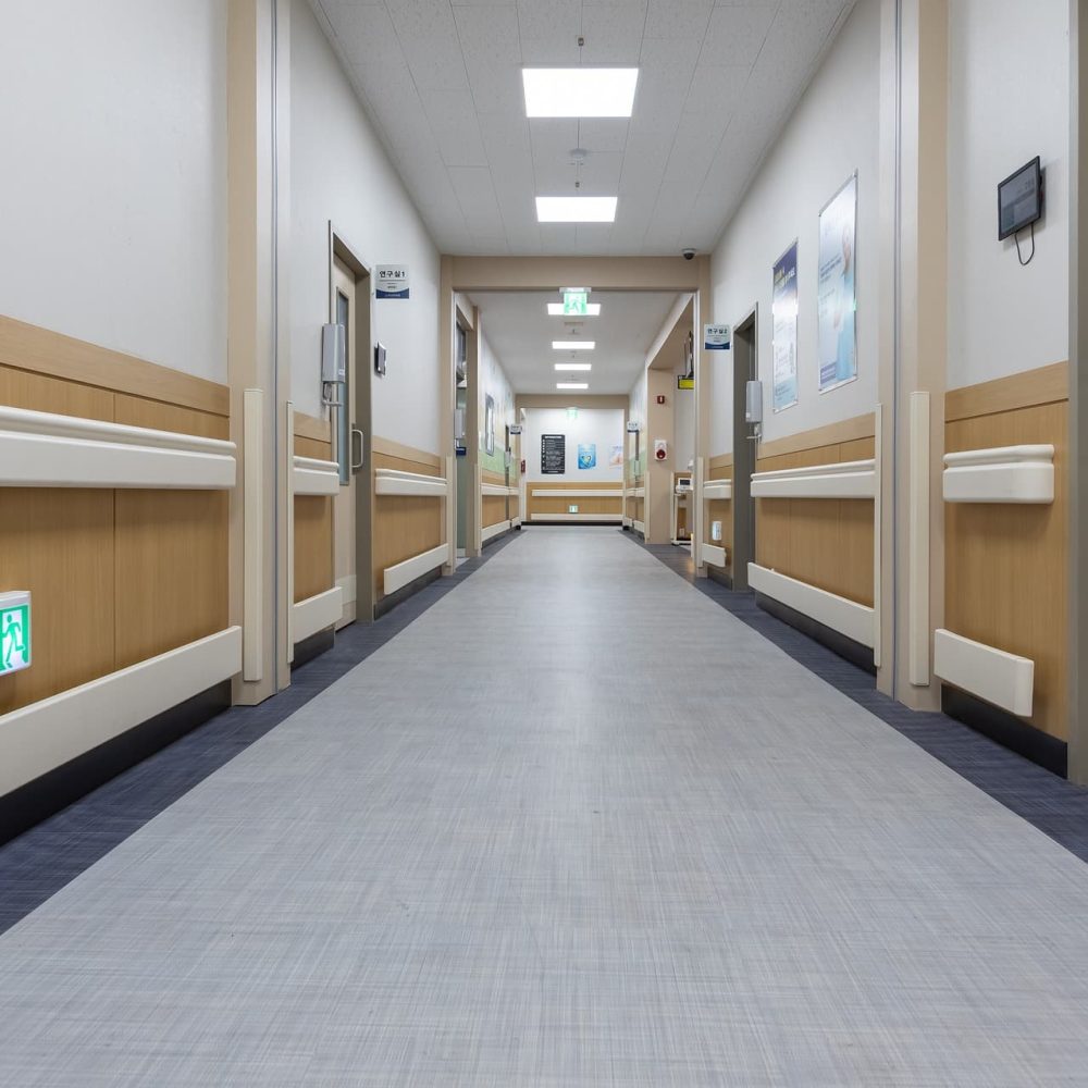 hallway-5979689_1920
